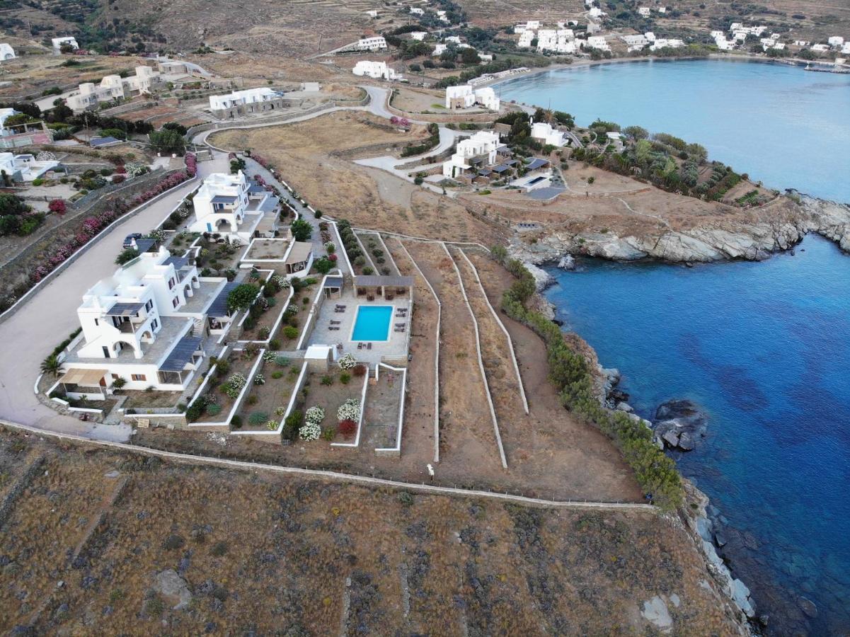 Aparthotel En Plo Agios Romanos Exterior foto