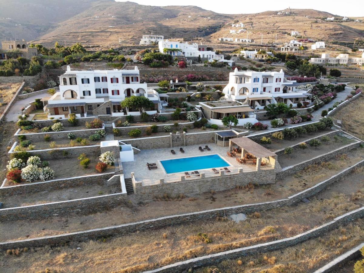 Aparthotel En Plo Agios Romanos Exterior foto