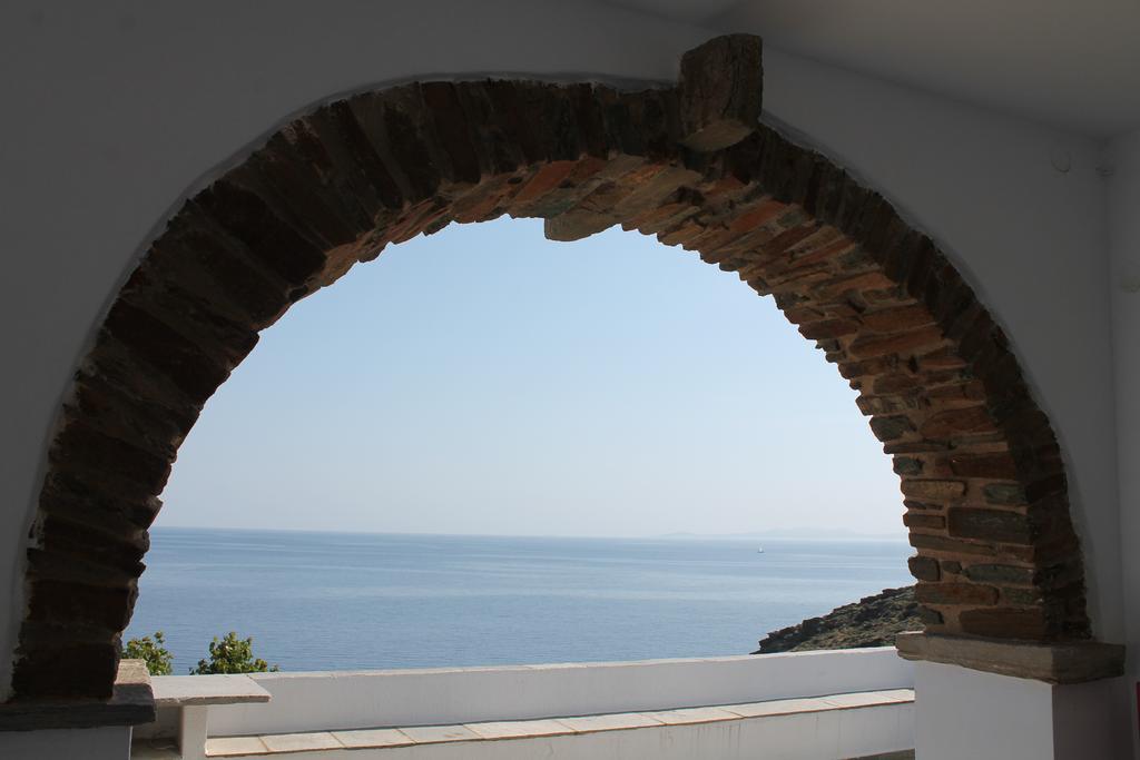Aparthotel En Plo Agios Romanos Exterior foto