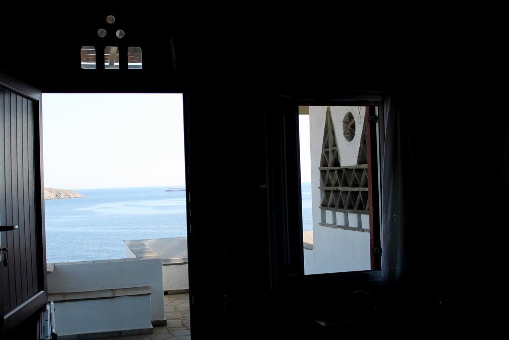Aparthotel En Plo Agios Romanos Exterior foto